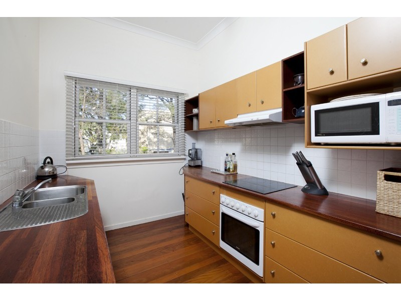11 Picot Street, Kelvin Grove QLD 4059