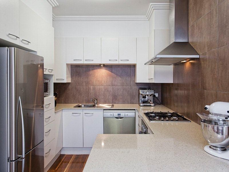 4 Jay Street, Red Hill QLD 4059