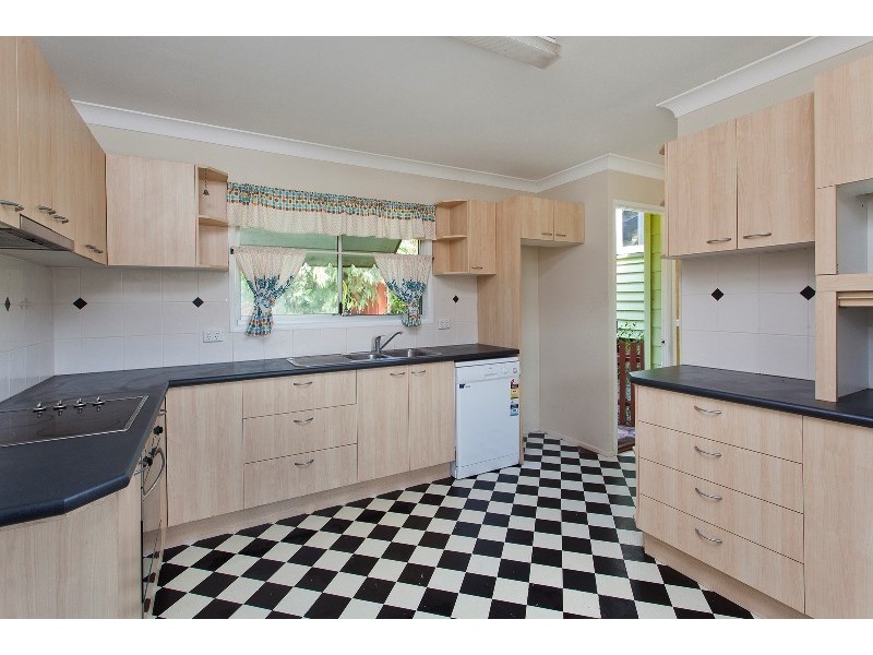 91 Coronation Street, Bardon QLD 4065