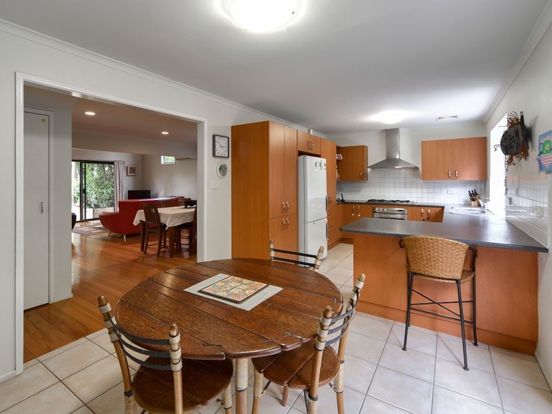 35 Rosewood Street, Bardon QLD 4065