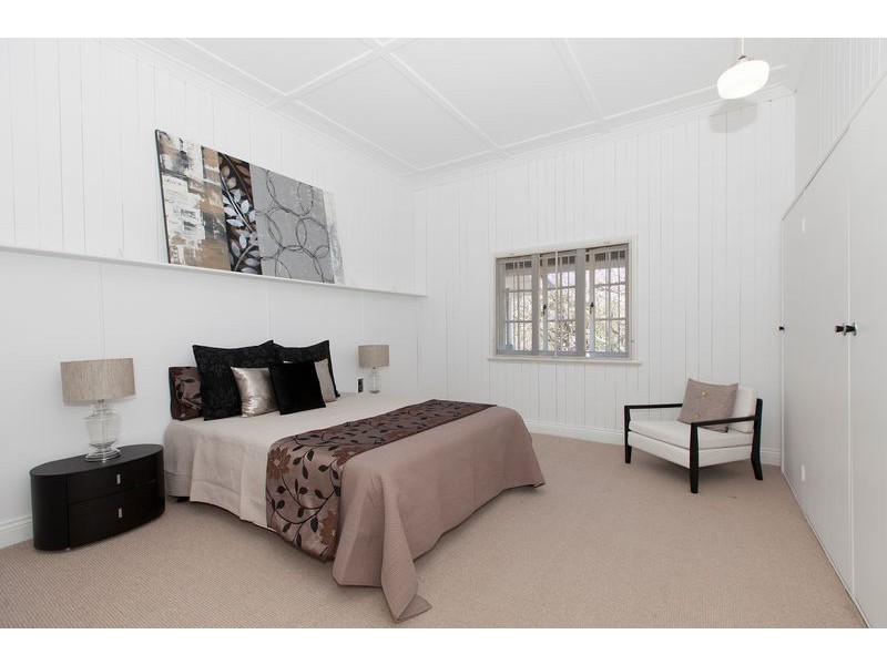 167 Simpsons Road, Bardon QLD 4065