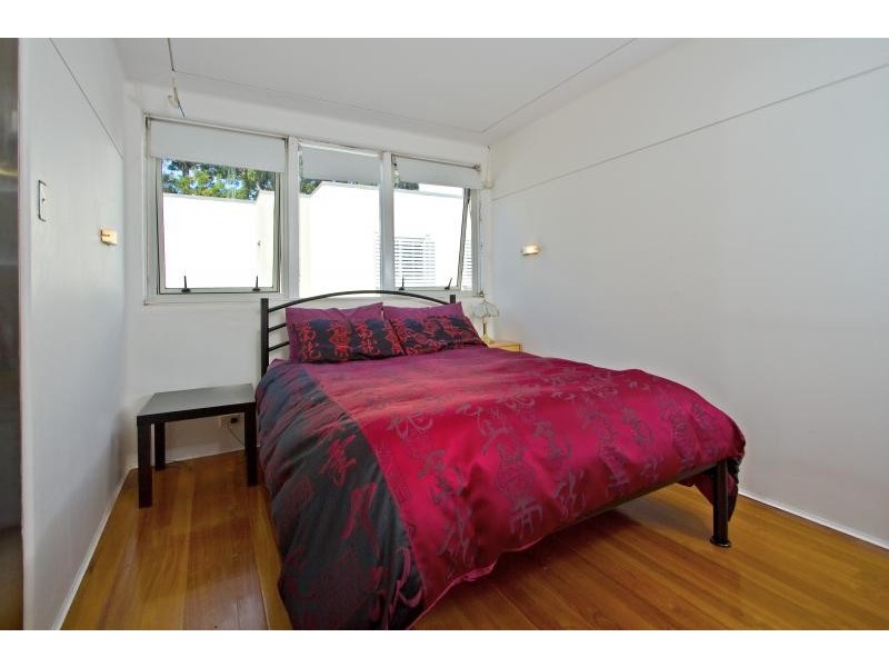 2/35 Windsor Road, Red Hill QLD 4059