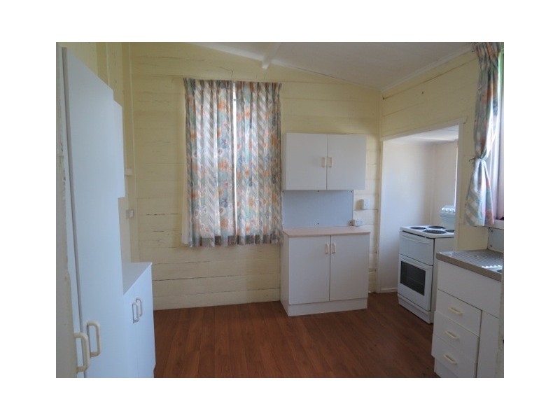 10 Bale Street, Albion QLD 4010