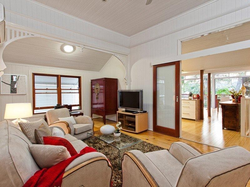 62 Lewin Street, Bardon QLD 4065