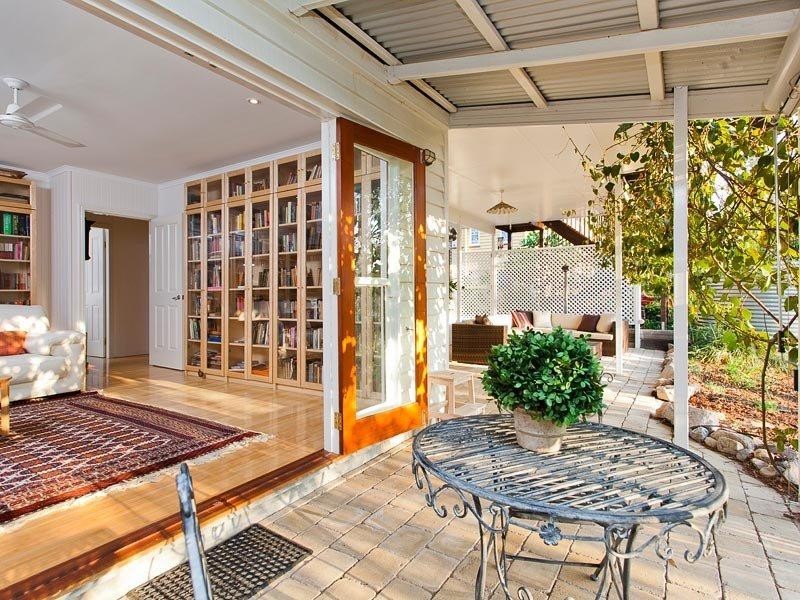 62 Lewin Street, Bardon QLD 4065