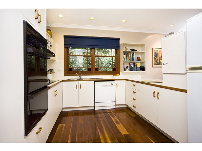 44 Mackay Terrace, Bardon QLD 4065