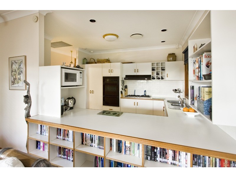 44 Mackay Terrace, Bardon QLD 4065