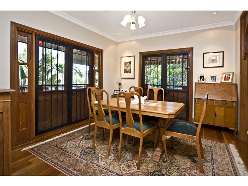 44 Mackay Terrace, Bardon QLD 4065