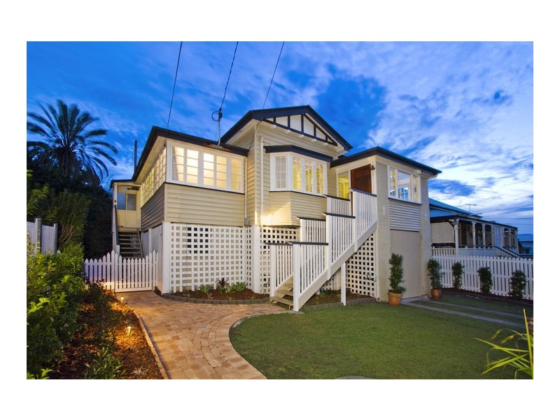 15 Killarney Street, Yeronga QLD 4104