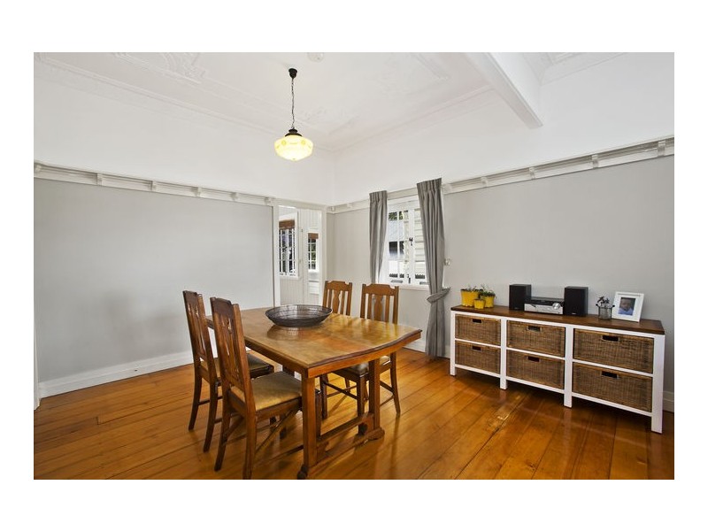 15 Killarney Street, Yeronga QLD 4104