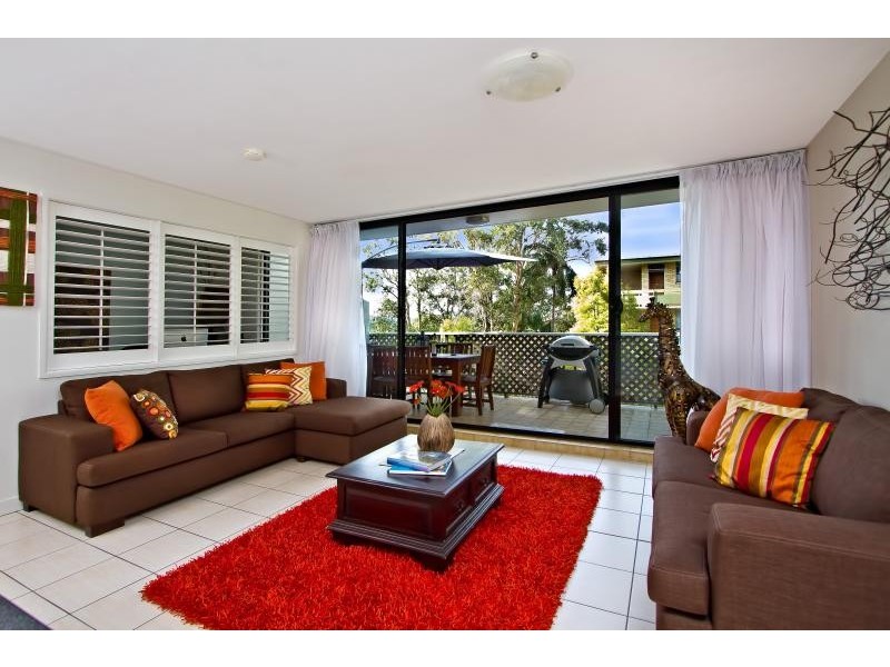 1/202 Carmody Road, St Lucia QLD 4067