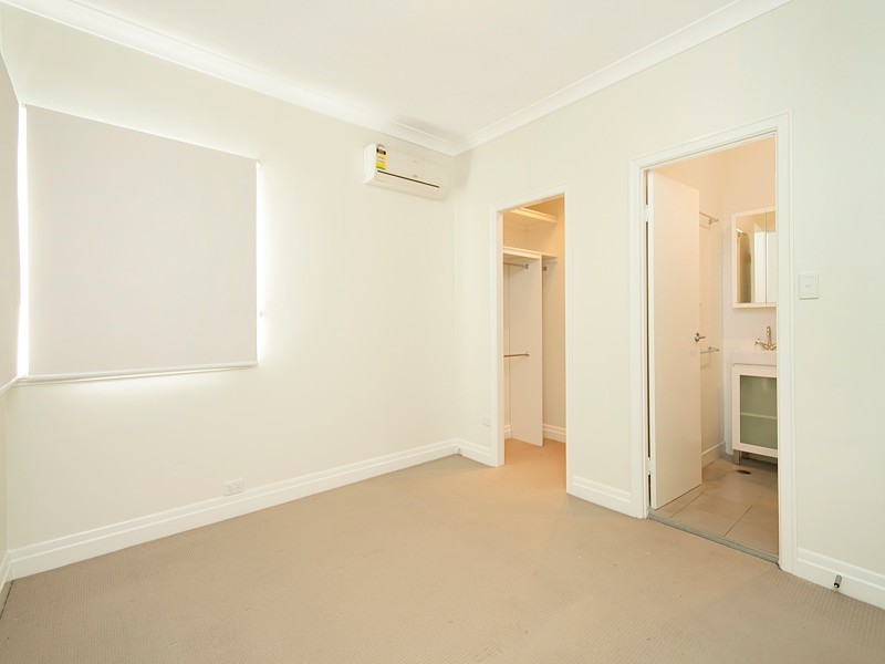 26 Tindal Street, Gordon Park QLD 4031