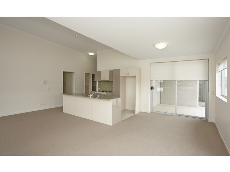 58/95 Clarence Rd, Indooroopilly QLD 4068