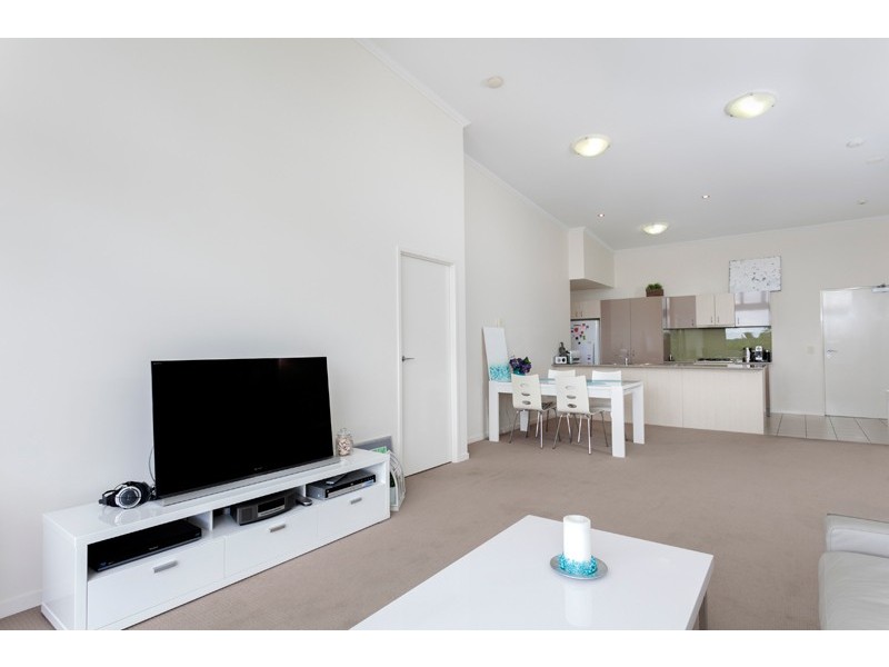 29/95 Clarence Road, Indooroopilly QLD 4068