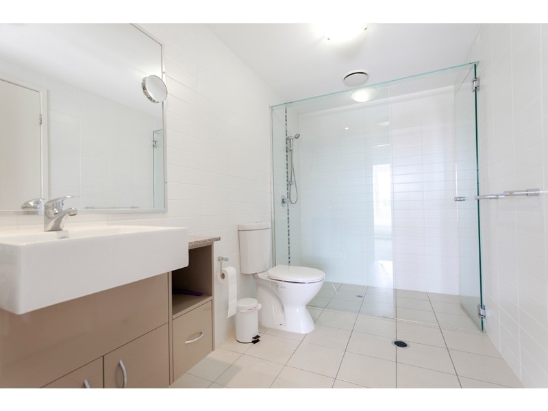 29/95 Clarence Road, Indooroopilly QLD 4068