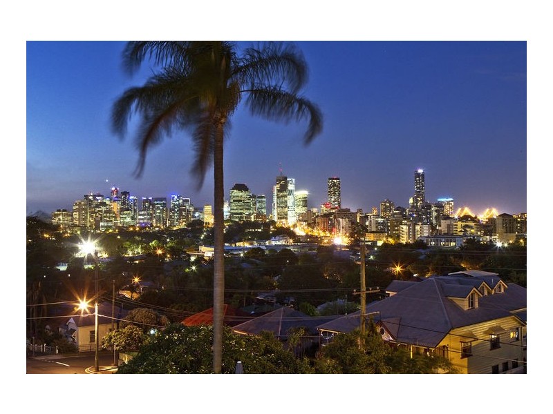 69 Mowbray Terrace (Enter via 28 Balmoral Tce), East Brisbane QLD 4169