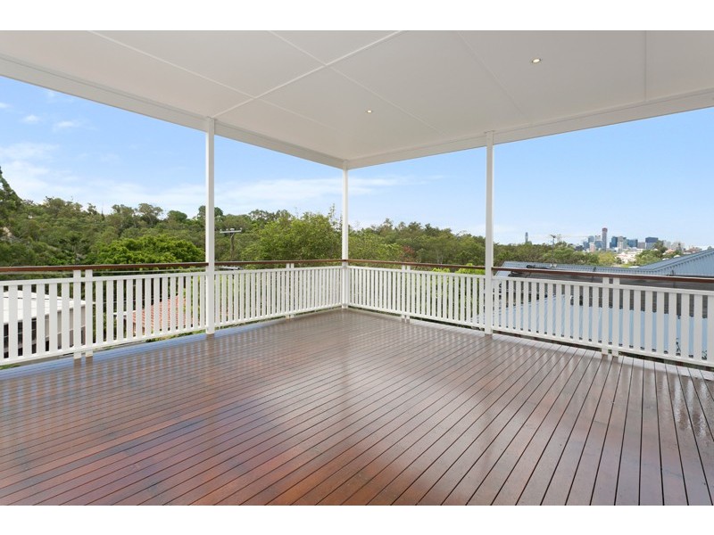 12 Hebe Street, Bardon QLD 4065