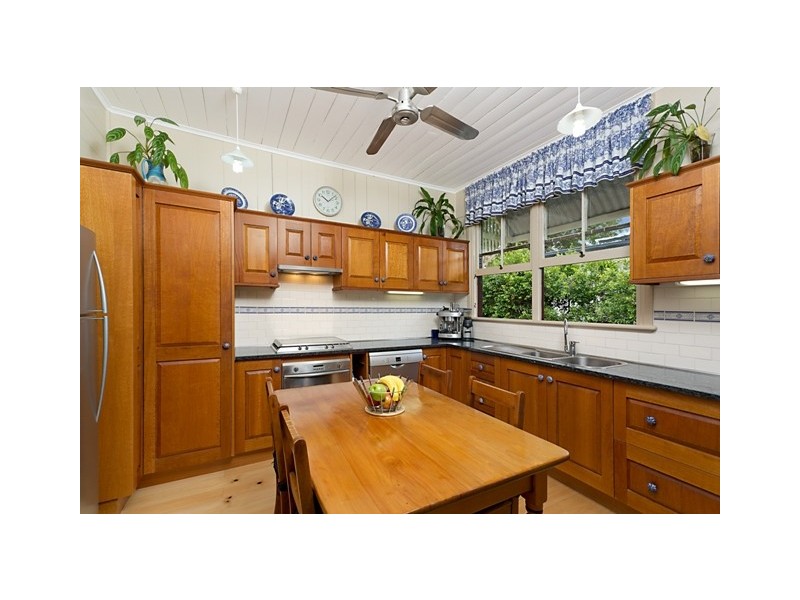 69 Glenrosa Road, Red Hill QLD 4059