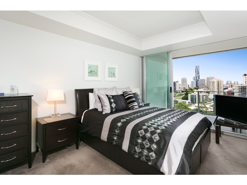 33/89-97 Lambert Street, Kangaroo Point QLD 4169