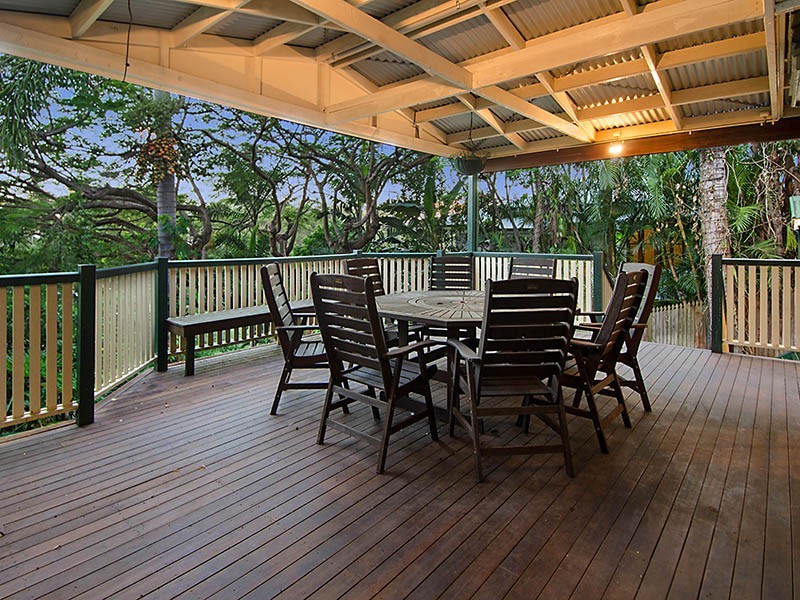 20 Hebe Street, Bardon QLD 4065