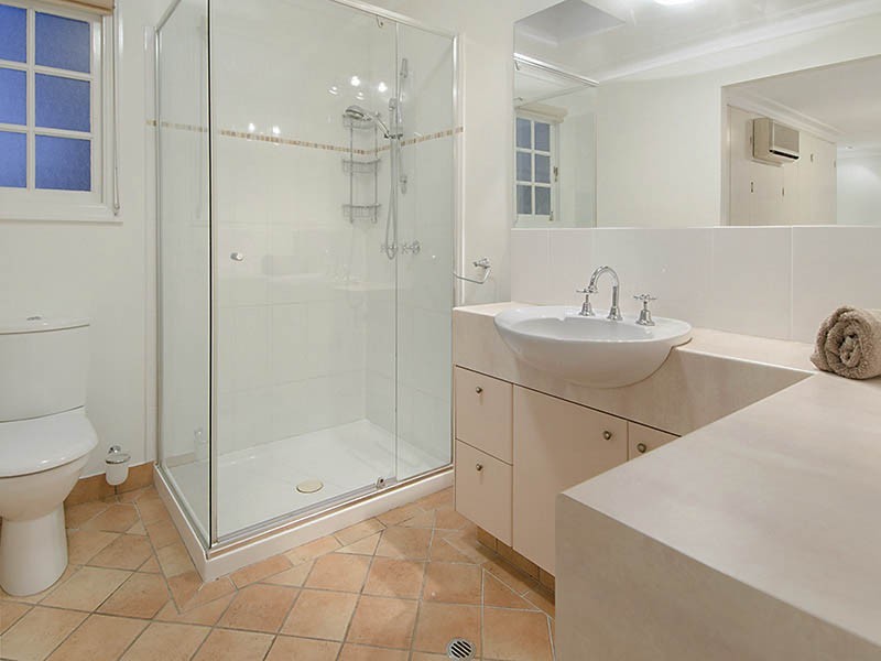 20 Hebe Street, Bardon QLD 4065