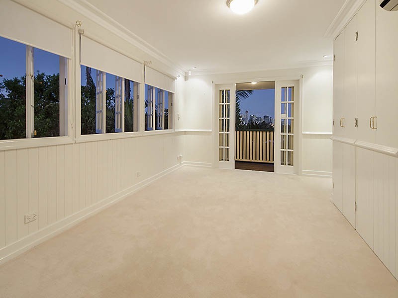 20 Hebe Street, Bardon QLD 4065