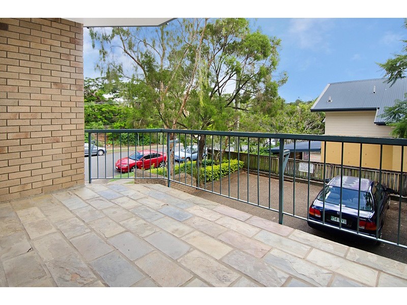 1/128 Central Avenue, Indooroopilly QLD 4068
