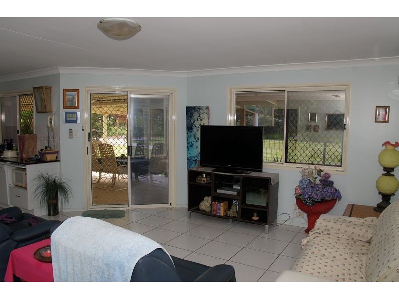 83 Allison Drive, Kallangur QLD 4503