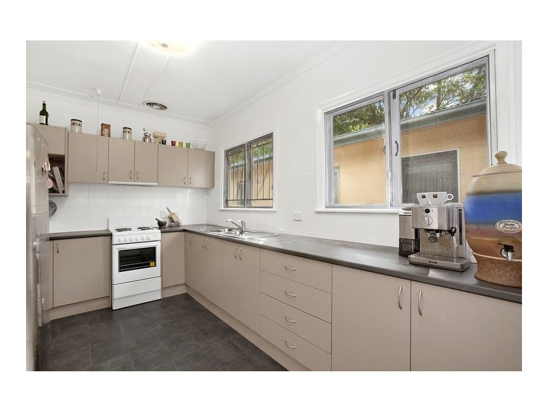 46 Barnett Road, Bardon QLD 4065