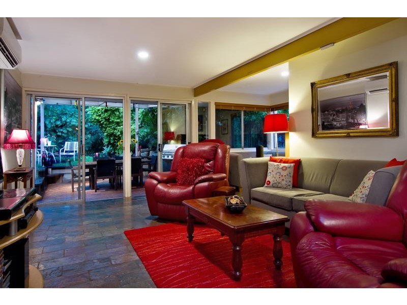 51 Banksia Avenue, Ashgrove QLD 4060