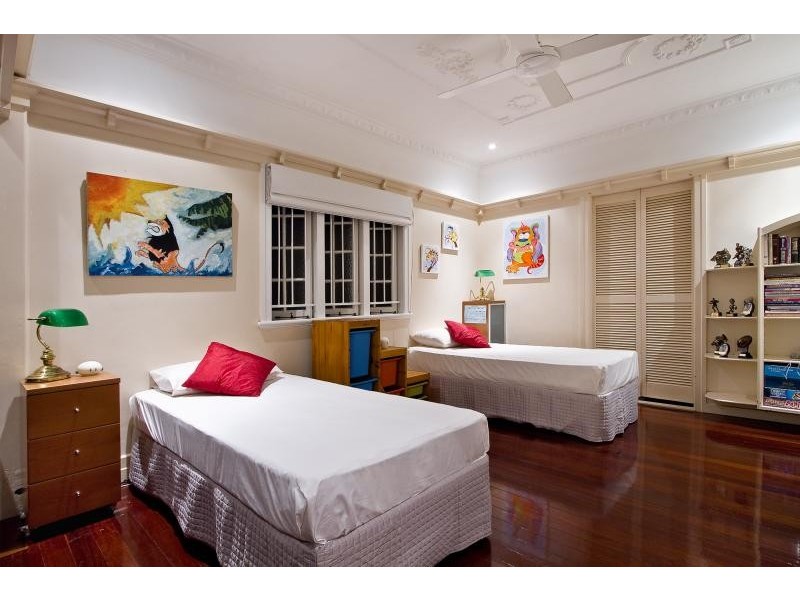 51 Banksia Avenue, Ashgrove QLD 4060