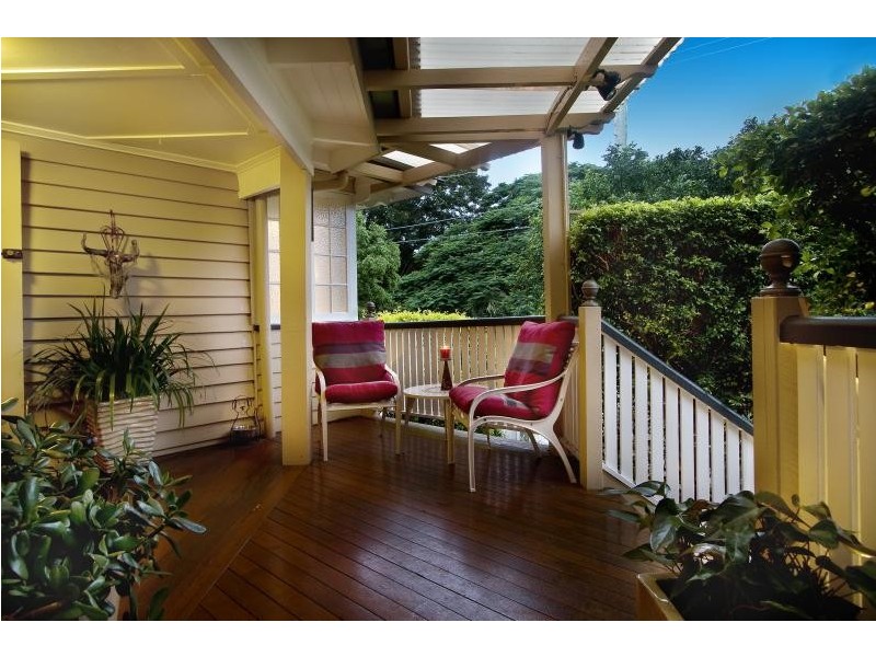 51 Banksia Avenue, Ashgrove QLD 4060