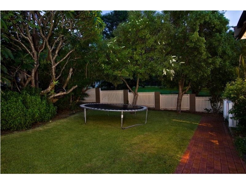 51 Banksia Avenue, Ashgrove QLD 4060