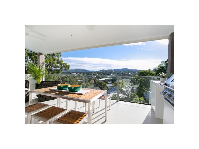 38 Lansdowne Street, Newmarket QLD 4051