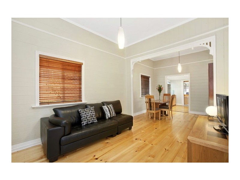 4 Soudan Street, Bardon QLD 4065