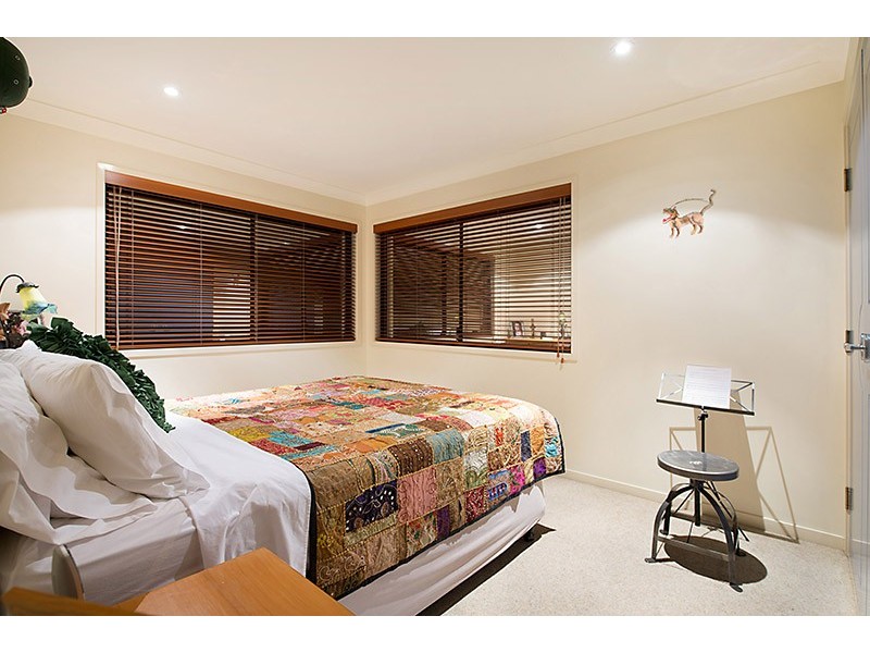 11 Mahogany Place, Bridgeman Downs QLD 4035