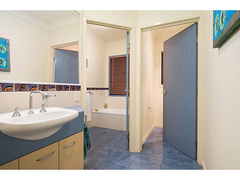 11 Mahogany Place, Bridgeman Downs QLD 4035