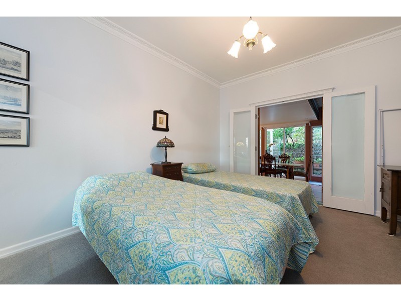 43 Cambridge Street, Red Hill QLD 4059