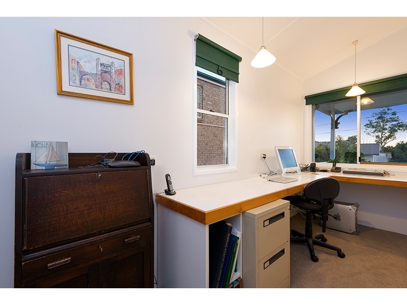 43 Cambridge Street, Red Hill QLD 4059