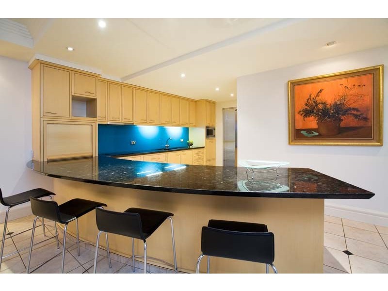 570 Coronation Drive, Toowong QLD 4066