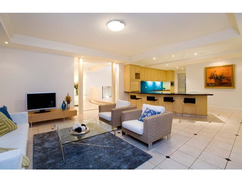 570 Coronation Drive, Toowong QLD 4066