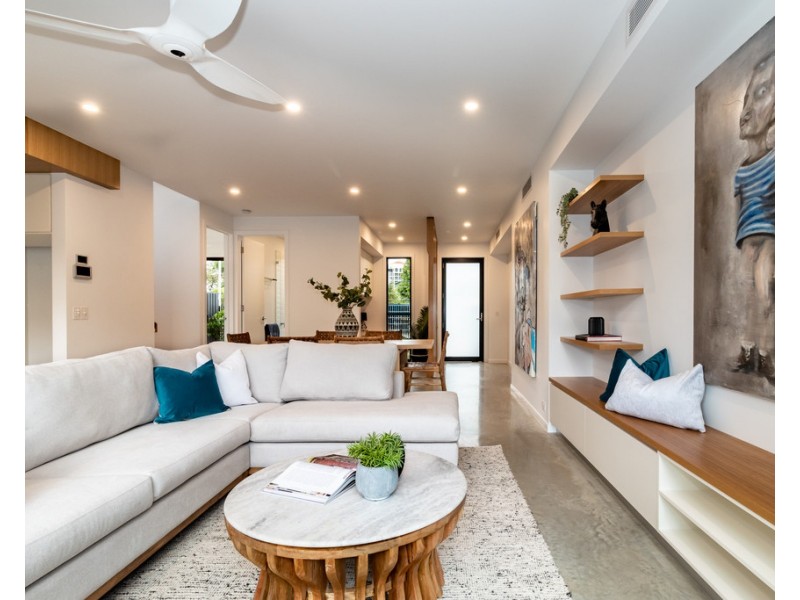 139 Oxlade Drive, New Farm QLD 4005