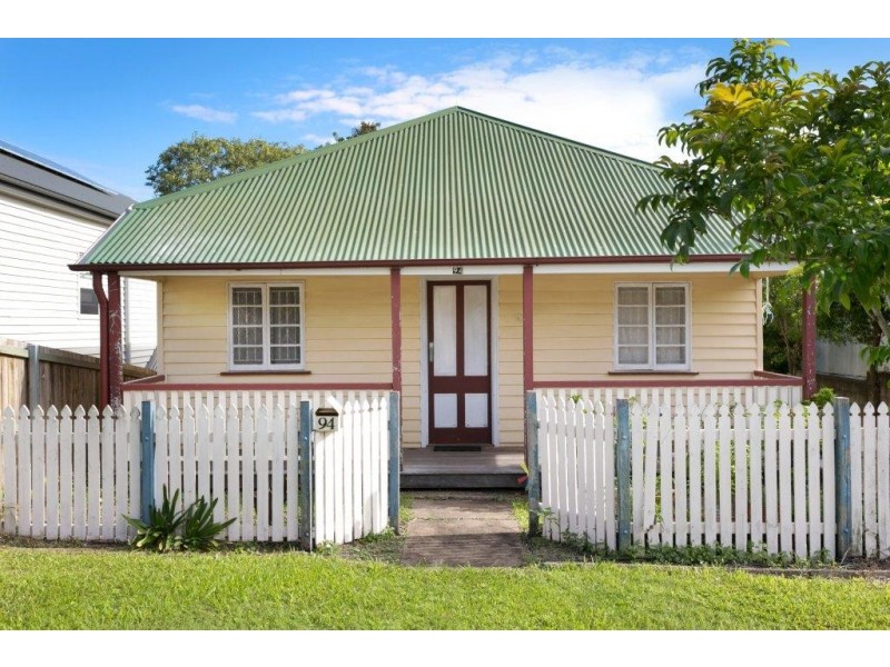 94 Lower Cairns Terrace, Red Hill QLD 4059