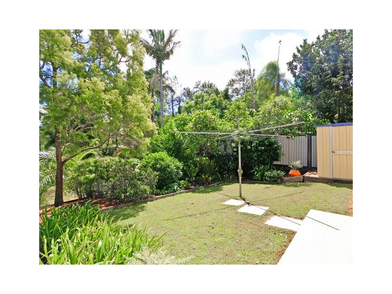 61 Burns Parade, Chapel Hill QLD 4069