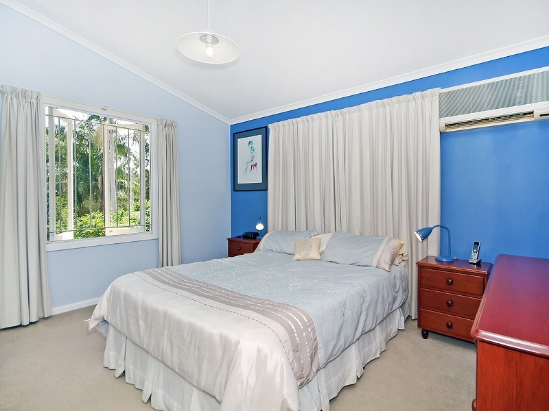 61 Burns Parade, Chapel Hill QLD 4069