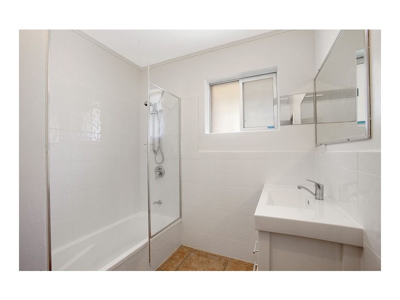 1-4/25 Glassey Street, Red Hill QLD 4059