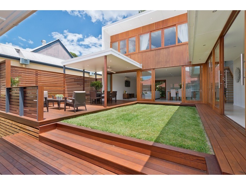 88 Royal Parade, Ashgrove QLD 4060