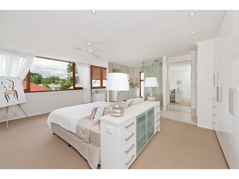 88 Royal Parade, Ashgrove QLD 4060