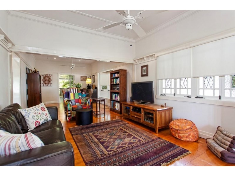 43 Banksia Avenue, Ashgrove QLD 4060