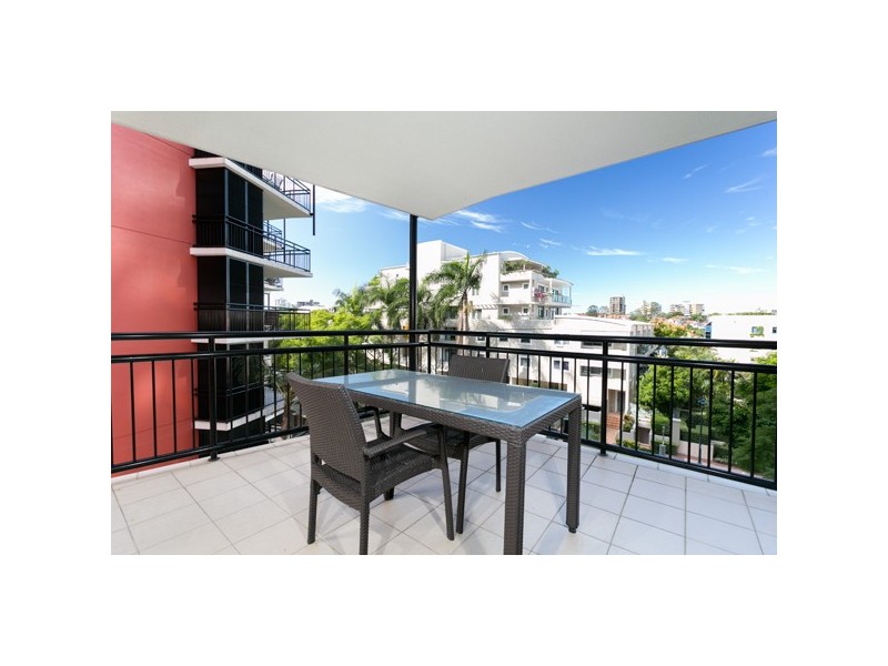 21/15 Goodwin Street, Kangaroo Point QLD 4169